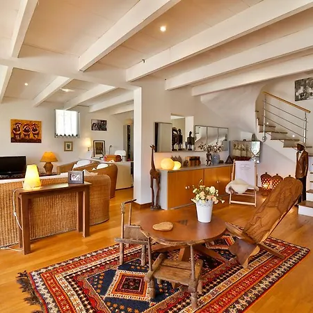 Les D'hotes Du Grand Mornas Bed & Breakfast Carry-le-Rouet