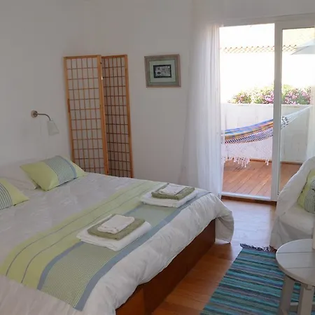 Les D'hotes Du Grand Mornas Bed & Breakfast Carry-le-Rouet