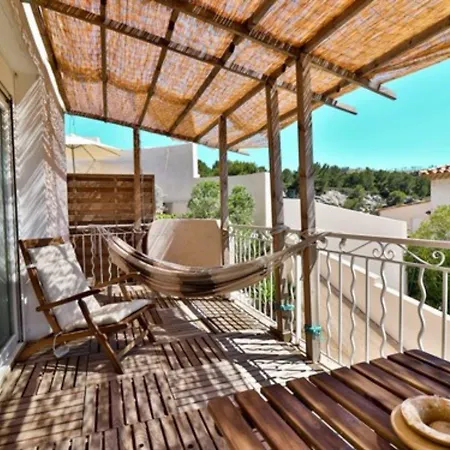 Les D'hotes Du Grand Mornas Bed & Breakfast Carry-le-Rouet